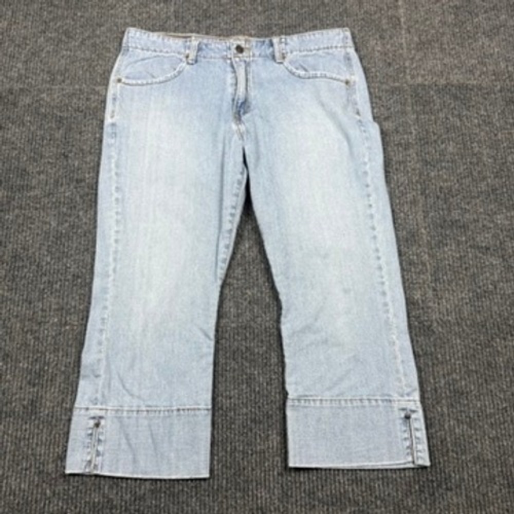 Levis 515 Capri Jeans Womens 12 Light Wash Blue Denim Cropped Pants Cuffed Hem